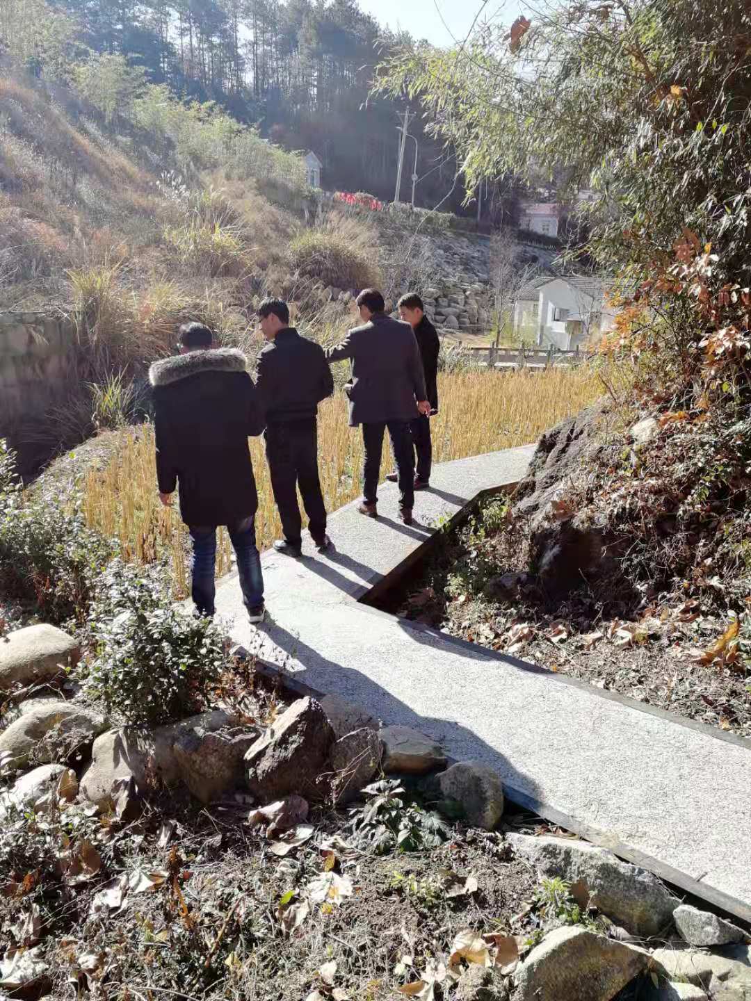 文旅投公司組織開展大別山房車營地二期升級(jí)改造工程調(diào)研工作