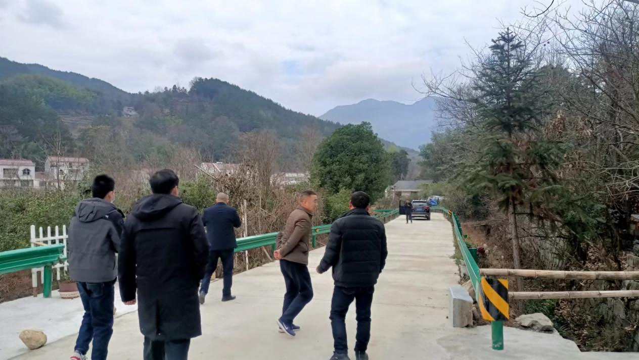農村公路安防工程通過驗收
