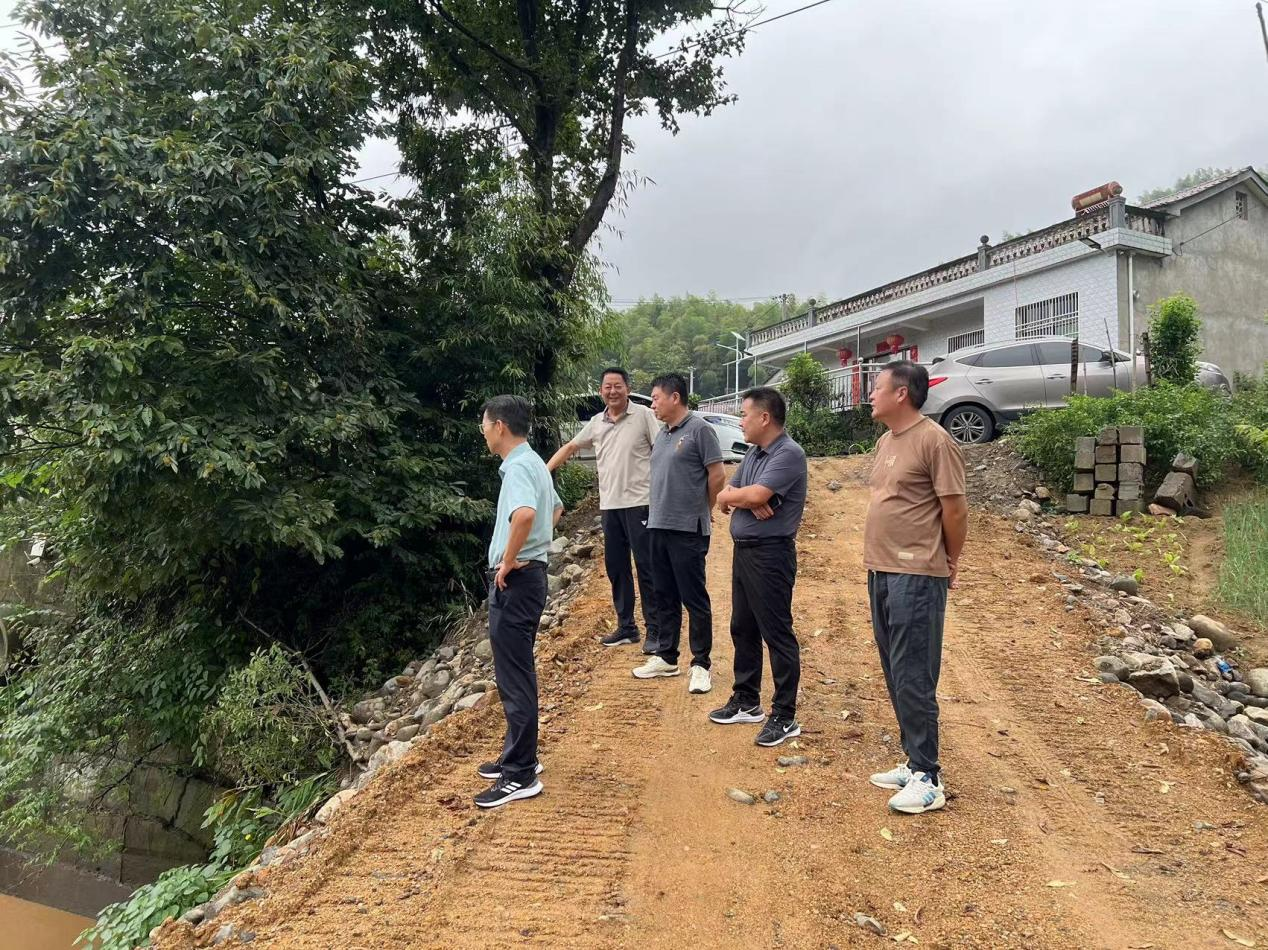 集團開展水電站安全生產(chǎn)檢查
